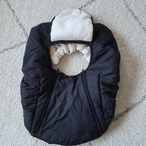 Baby cover seat for winter! - Picture 2 of 5